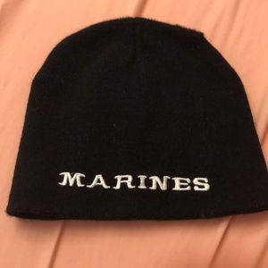 🌺 Black Marines Beanie (Must Bundle)